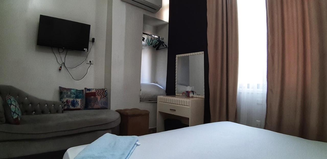 Abdeen Palace Hostel Il Il Cairo Esterno foto